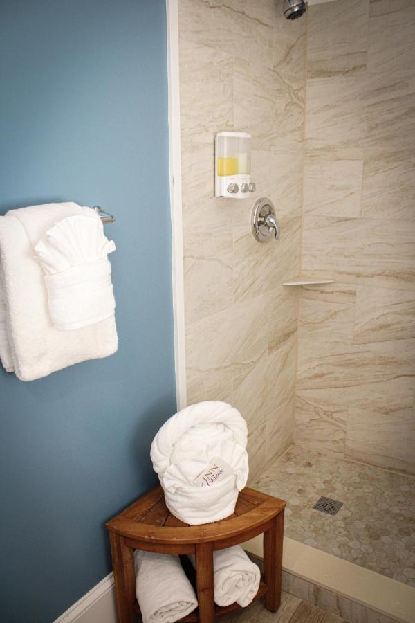 | Hemingway House Bed and Breakfast