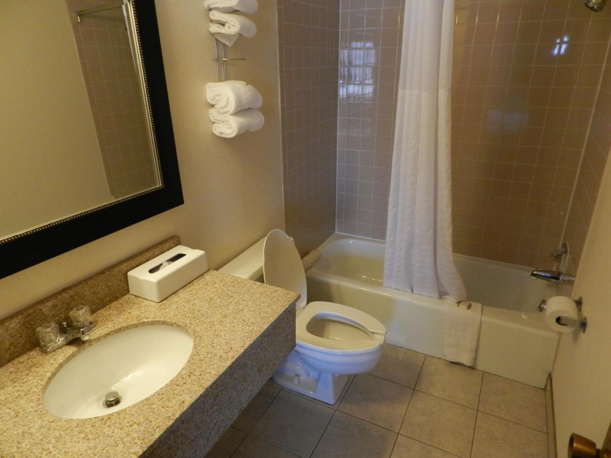 Triple Studio Suite - Non-Smoking at Baymont by Wyndham Dubuque