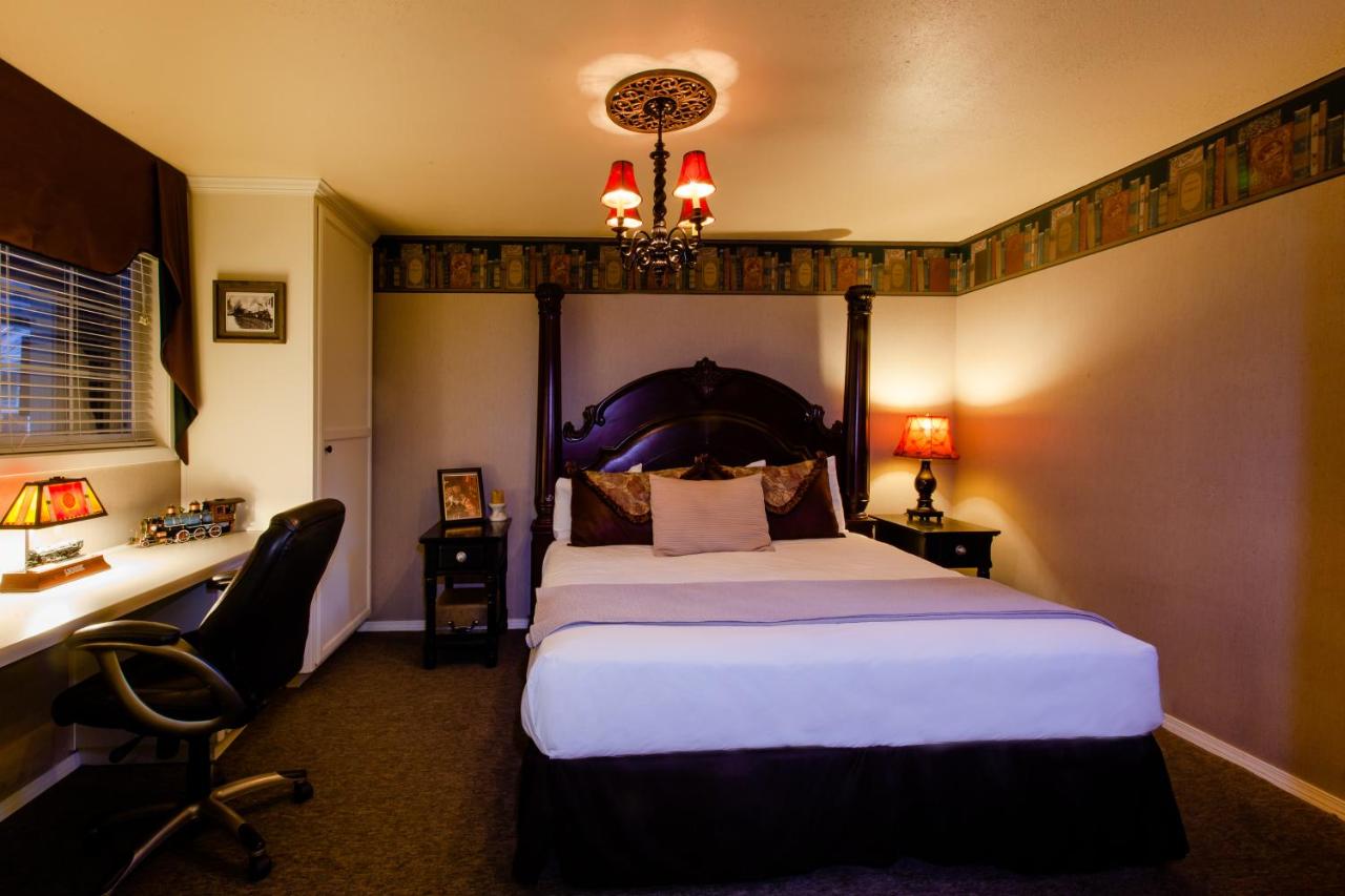 | Strawberry Valley Inn