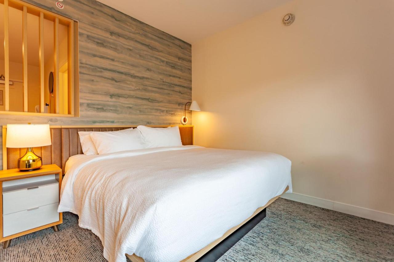 King Studio with Sofa Bed at TownePlace Suites by Marriott Raleigh-University Area