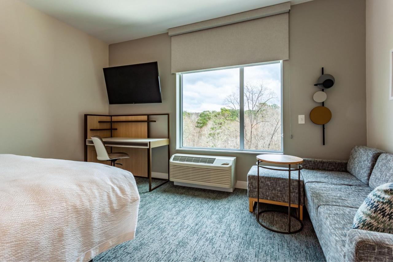 King Studio with Sofa Bed at TownePlace Suites by Marriott Raleigh-University Area