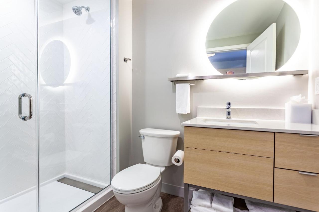 Queen Studio with Two Queen Beds at TownePlace Suites by Marriott Raleigh-University Area