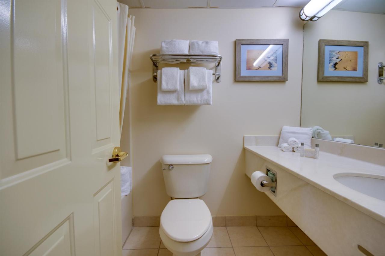 Direct Ocean Front with Two Queen beds - Non Smoking at Grand Hotel Ocean City Oceanfront