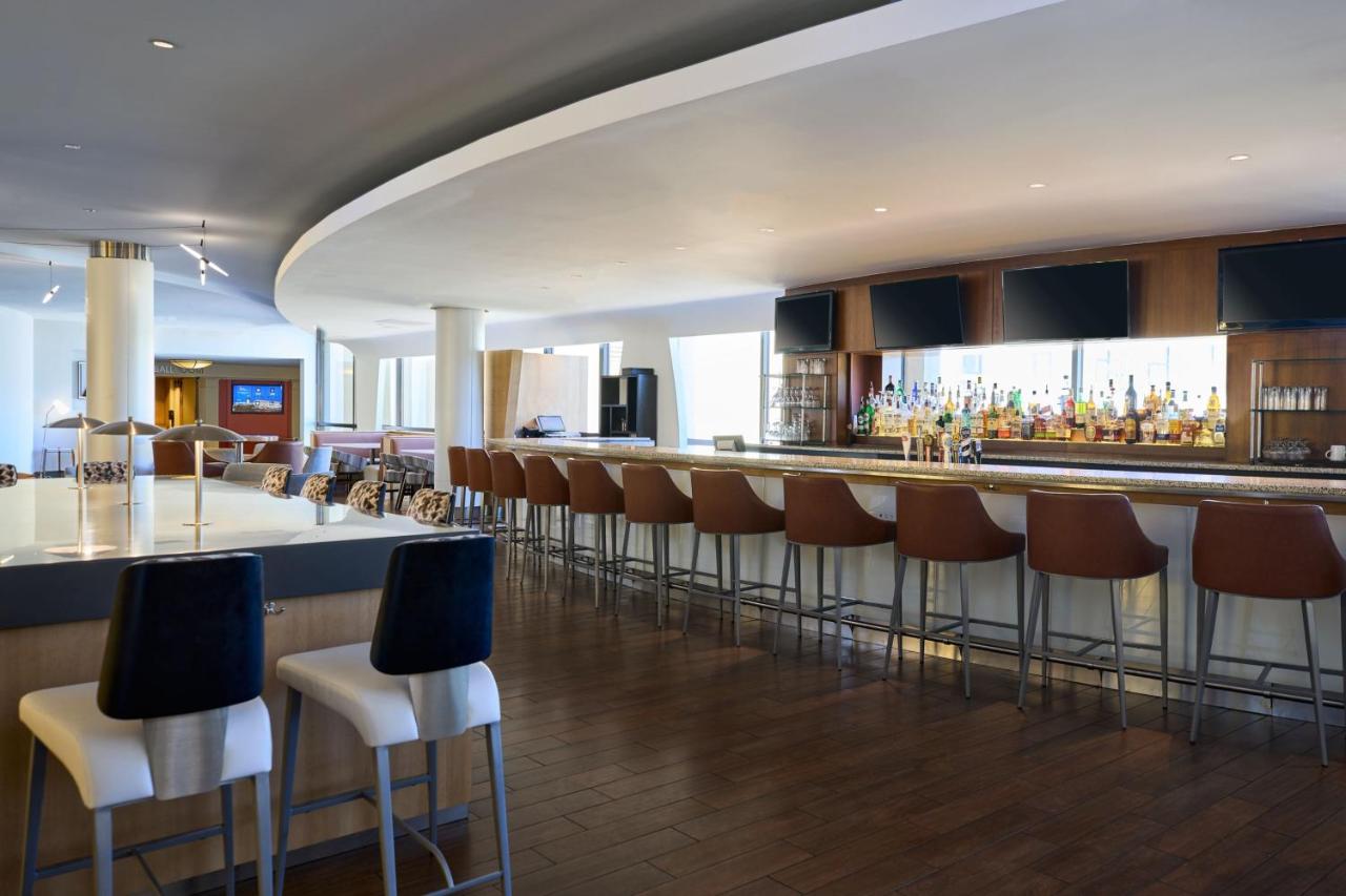 | Washington Dulles Airport Marriott