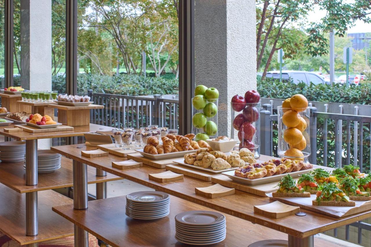 | Washington Dulles Airport Marriott