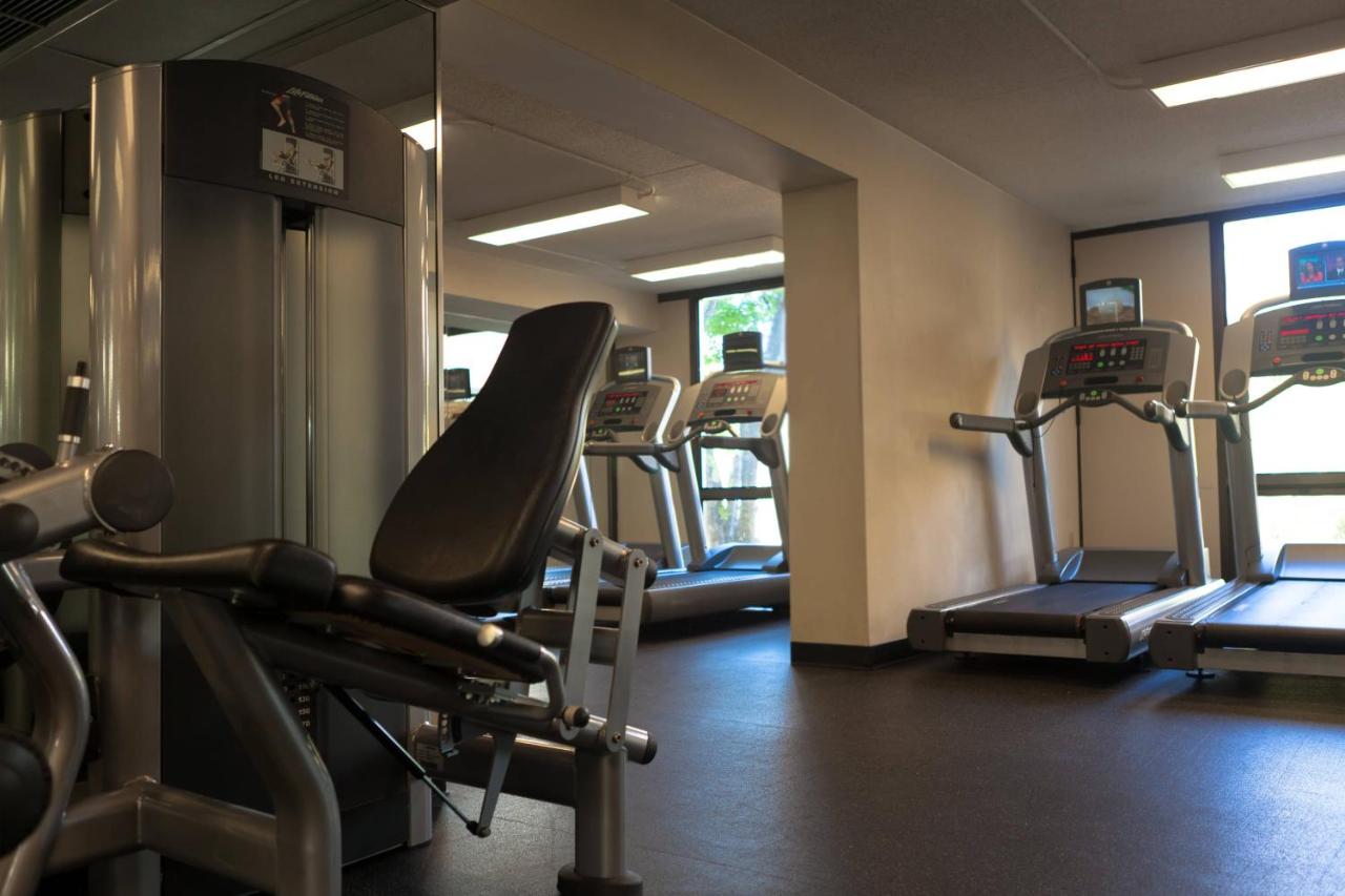 | Washington Dulles Airport Marriott