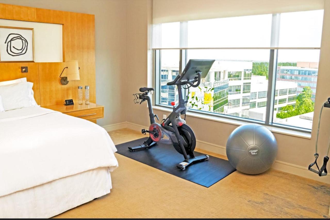| The Westin At The Woodlands