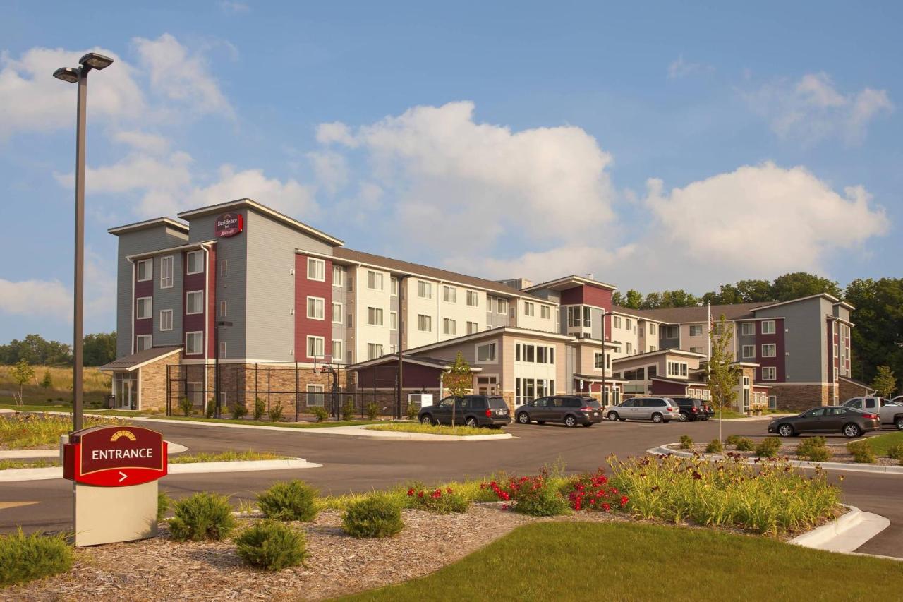 | Residence Inn by Marriott Grand Rapids Airport