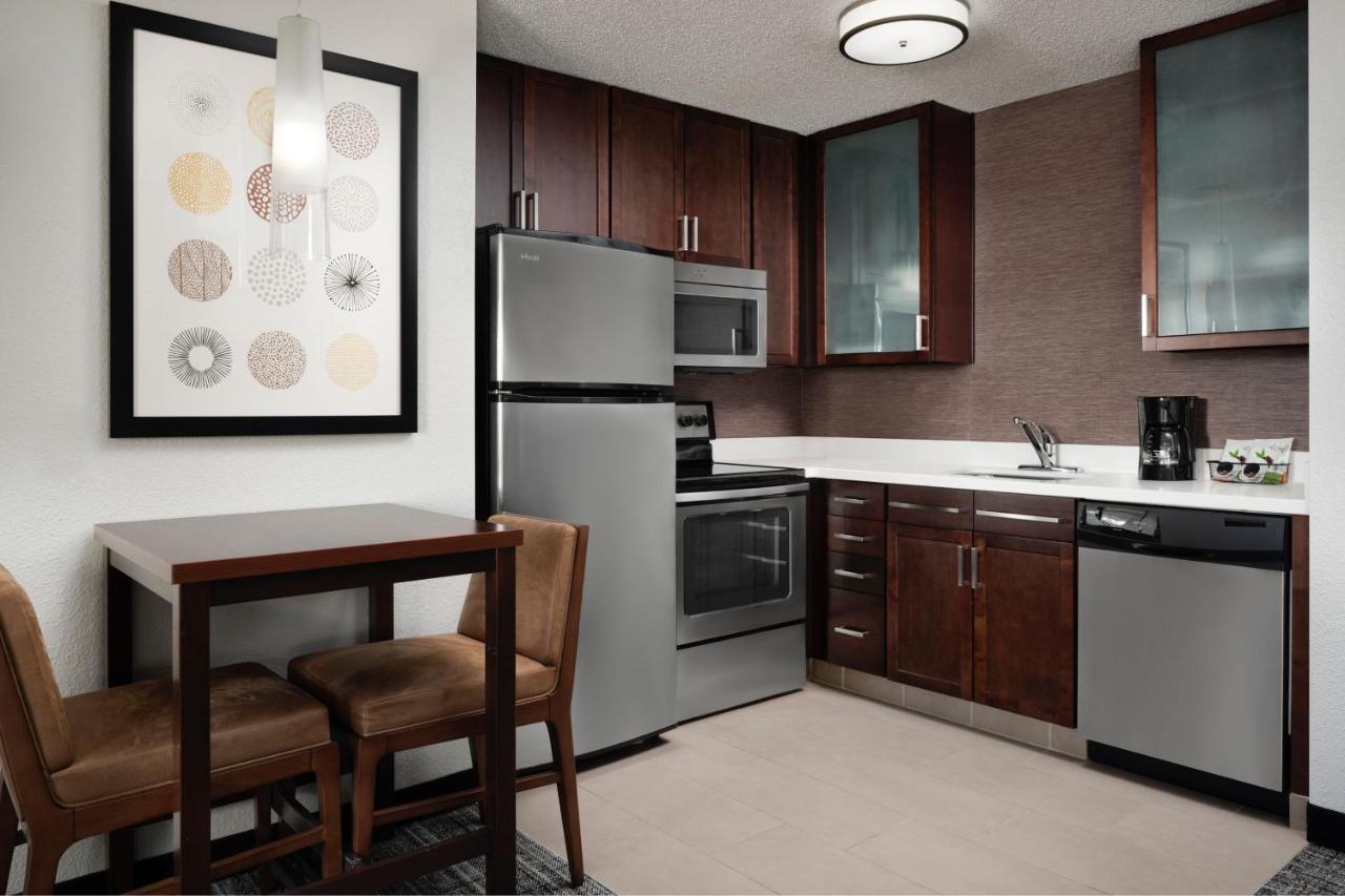 | Residence Inn by Marriott Grand Rapids Airport