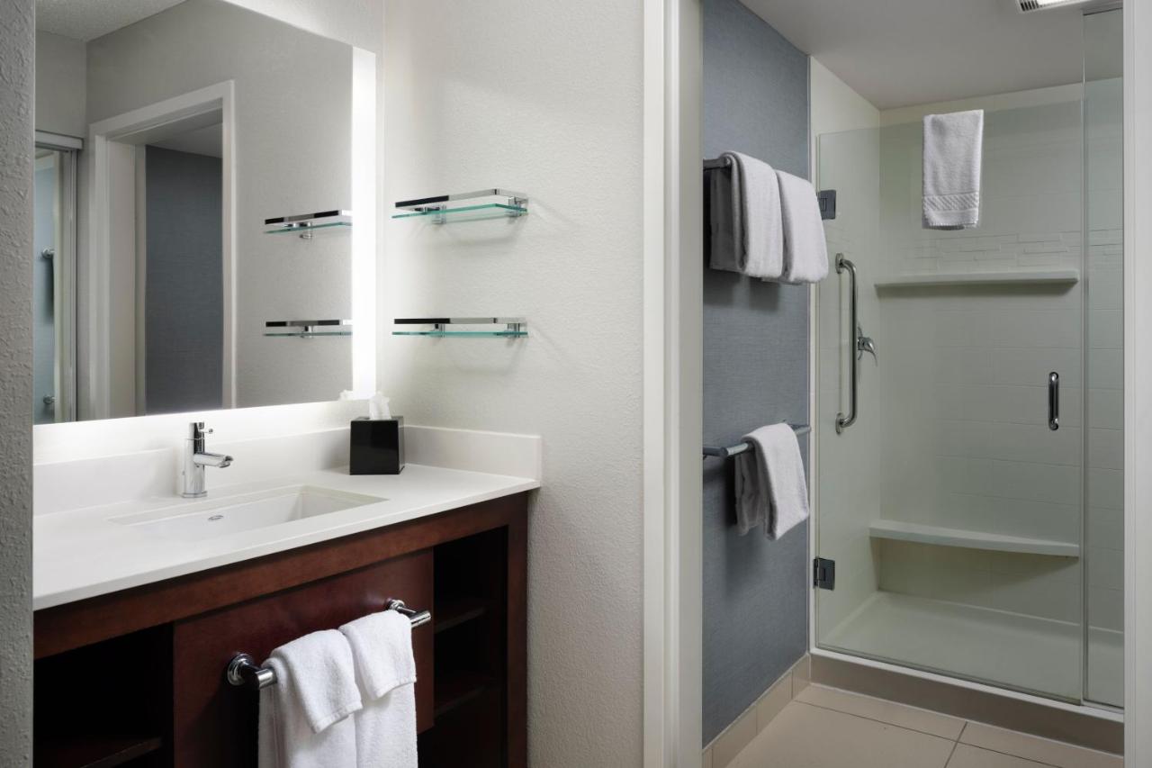 | Residence Inn by Marriott Grand Rapids Airport
