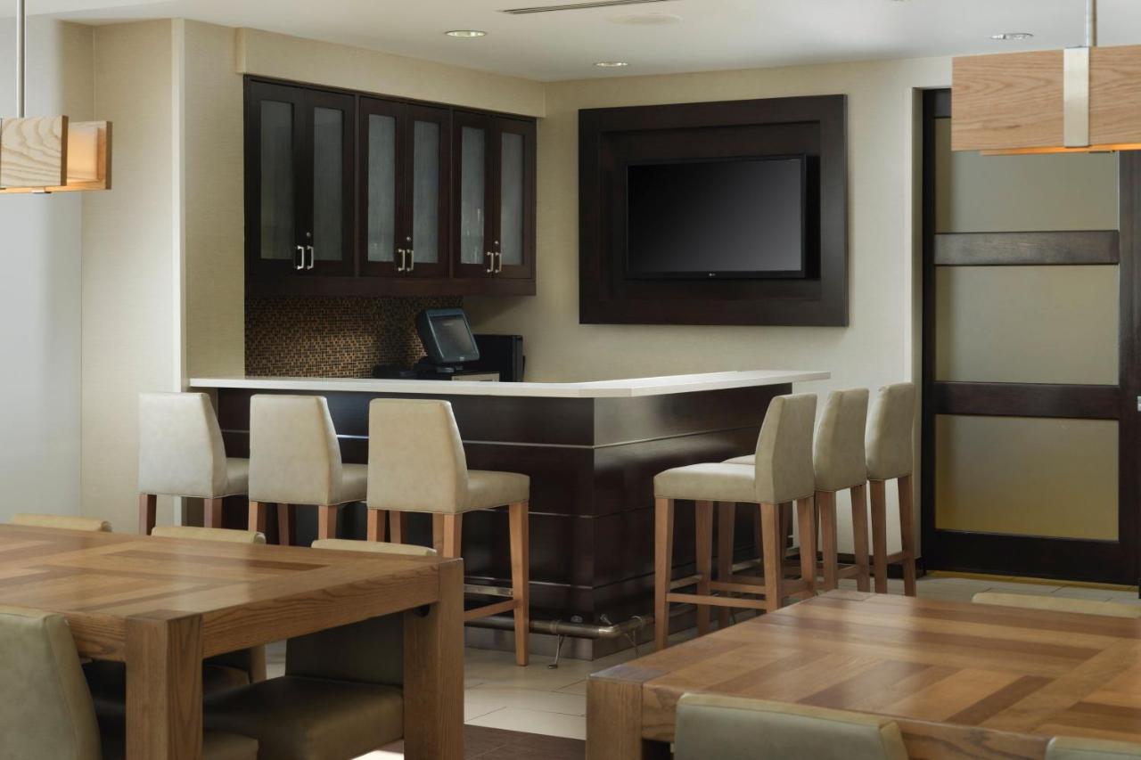 | Residence Inn by Marriott Grand Rapids Airport