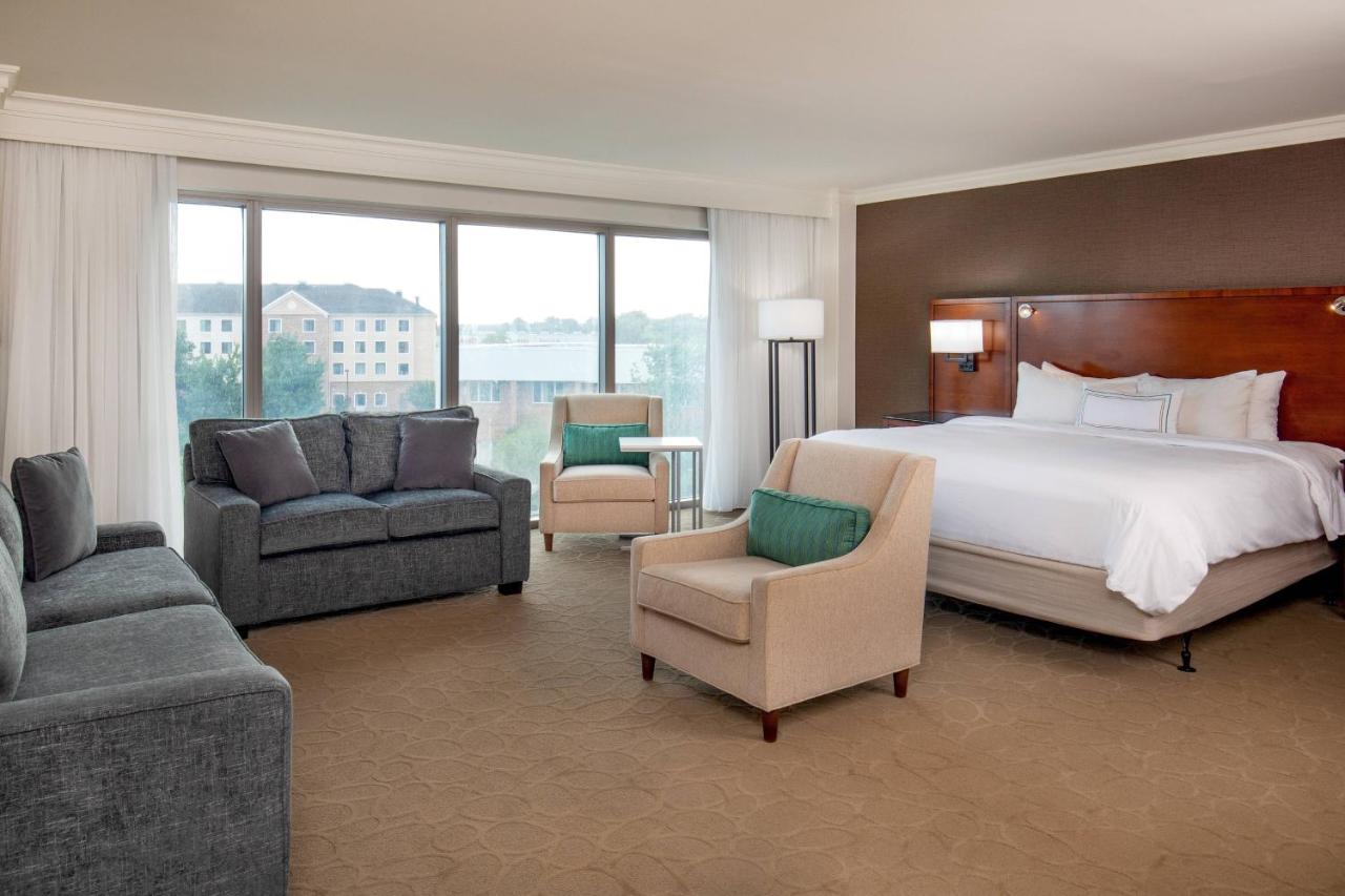 | Delta Hotels by Marriott Chesapeake Norfolk