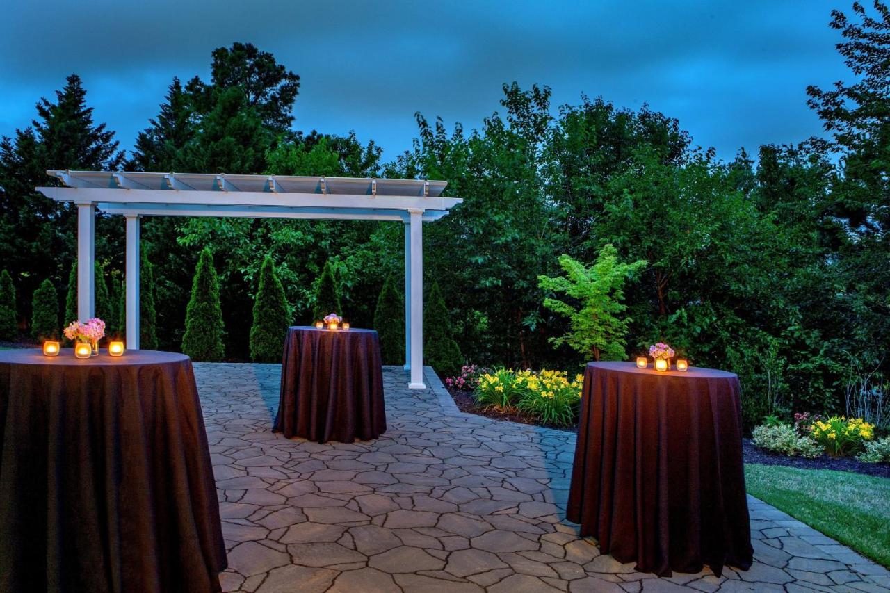 | Delta Hotels by Marriott Chesapeake Norfolk
