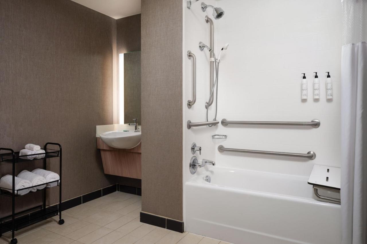 King Studio with Sofa Bed at SpringHill Suites Minneapolis-St Paul Airpt/Mall of America