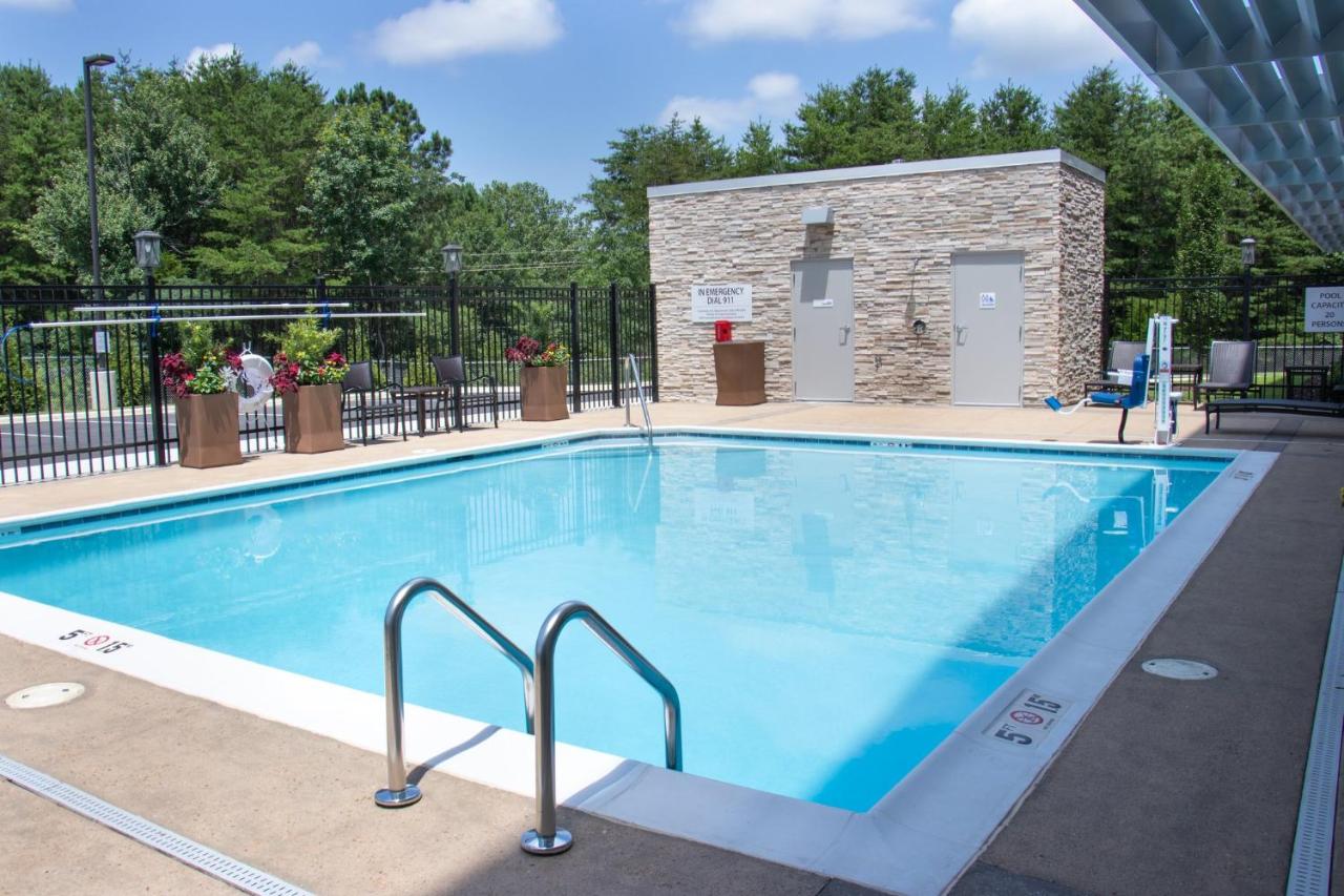| Holiday Inn Express & Suites - Tuscaloosa East - Cottondale, an IHG Hotel
