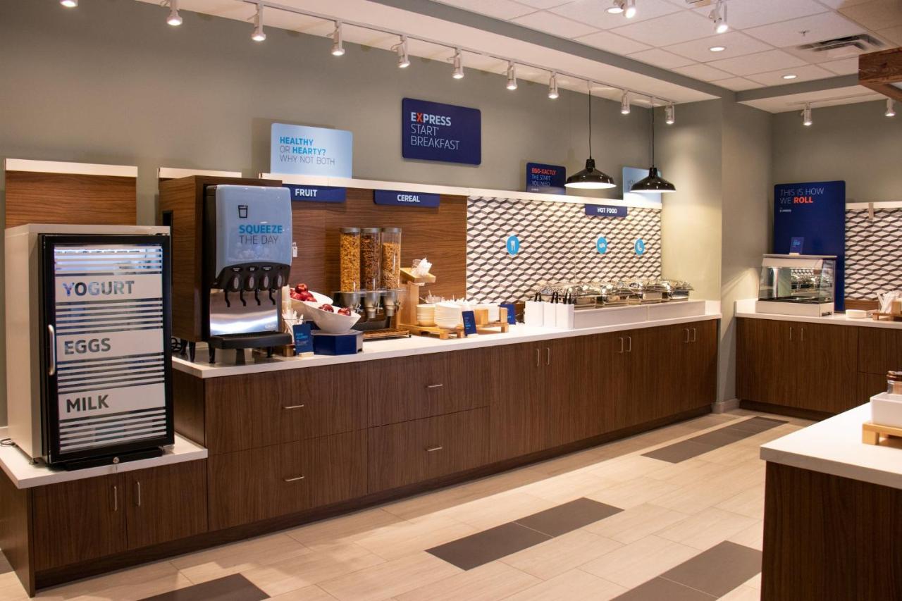 | Holiday Inn Express & Suites - Tuscaloosa East - Cottondale, an IHG Hotel