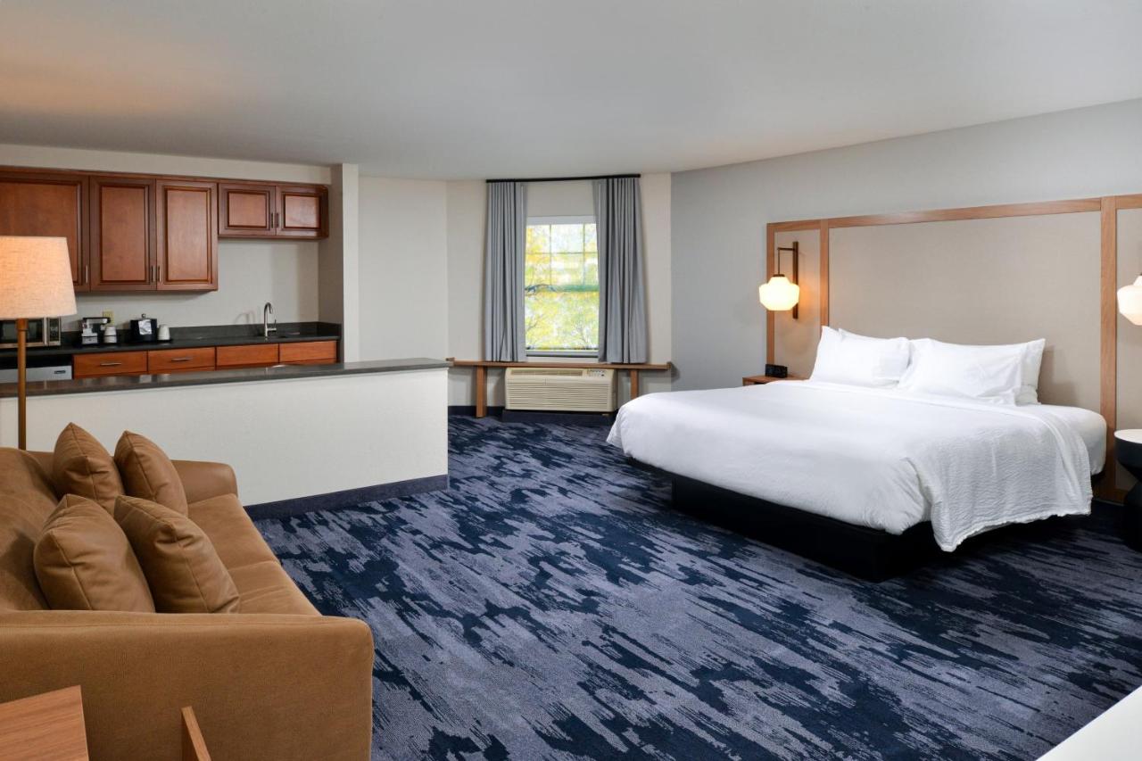 | Fairfield Inn & Suites Goshen Middletown