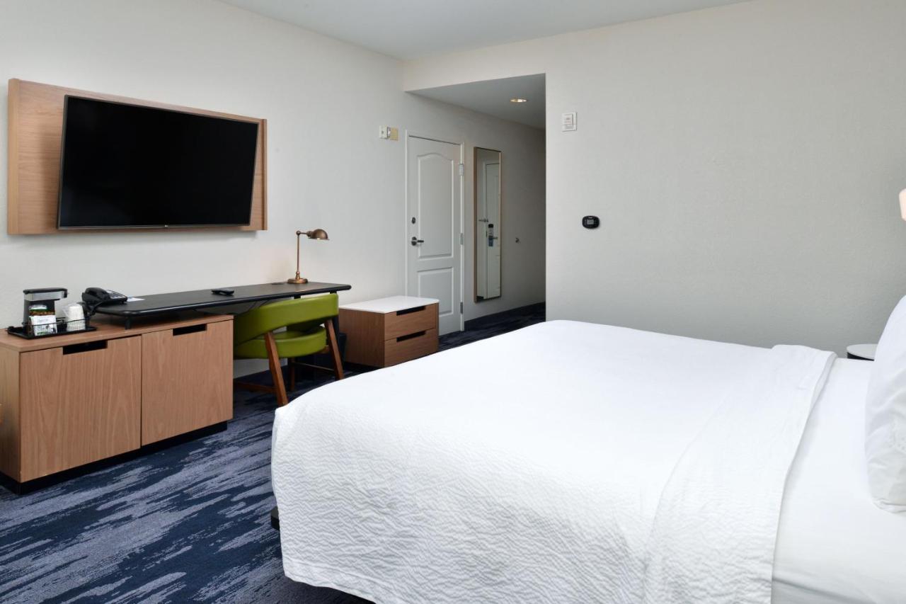  | Fairfield Inn & Suites Goshen Middletown