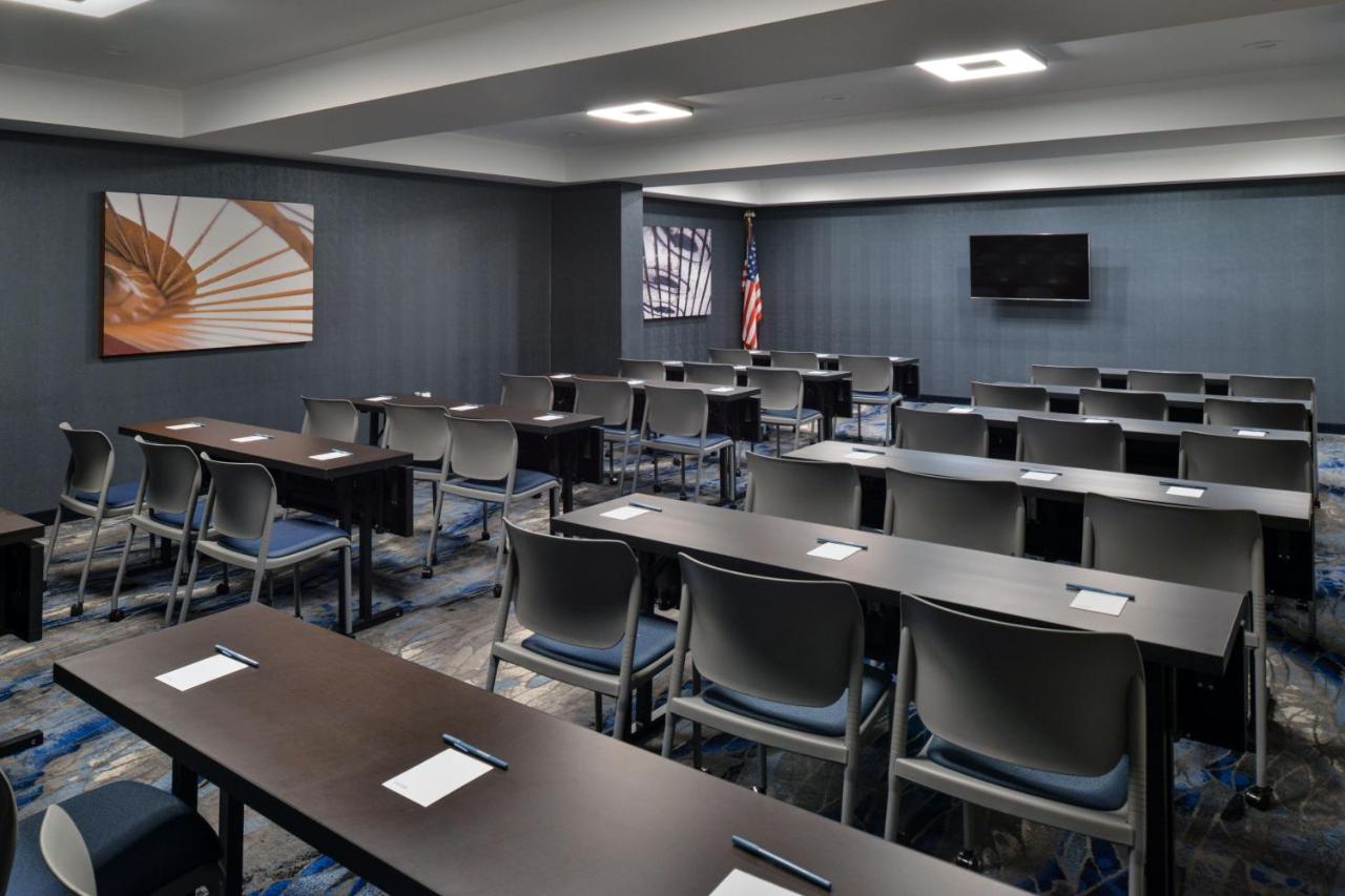 | Fairfield Inn & Suites Goshen Middletown