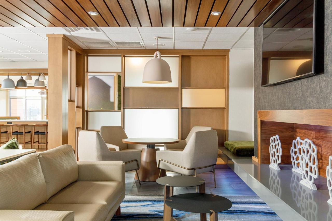 | Fairfield Inn & Suites by Marriott Salina