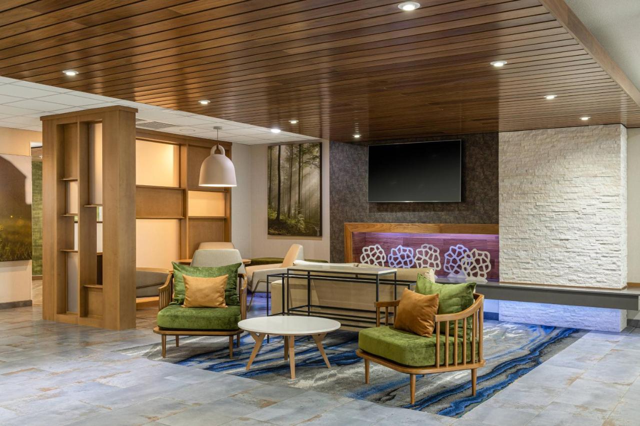 | Fairfield Inn & Suites by Marriott Salina