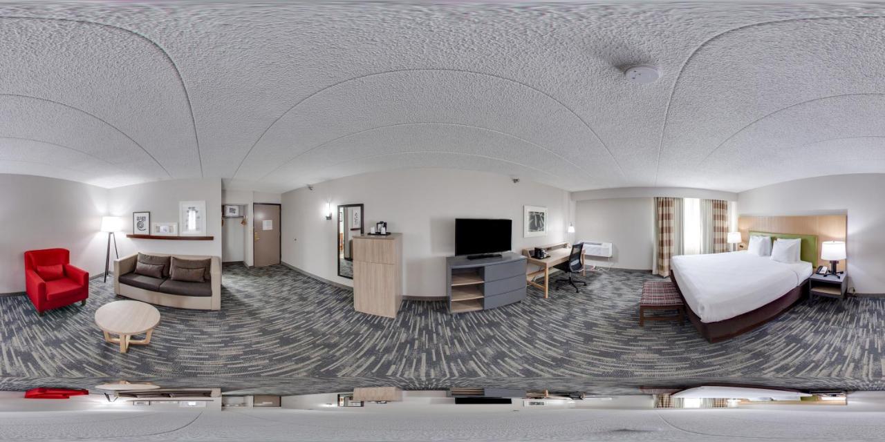 King Studio with Sofa Bed - Non-Smoking at Wingate by Wyndham Lincoln Airport East I-80