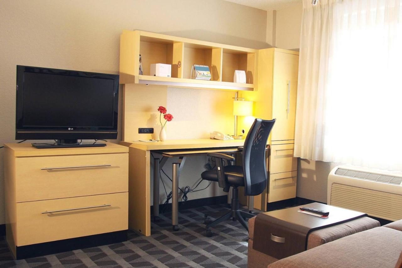King Studio with Sofa Bed at TownePlace Suites by Marriott Albany Downtown/Medical Center