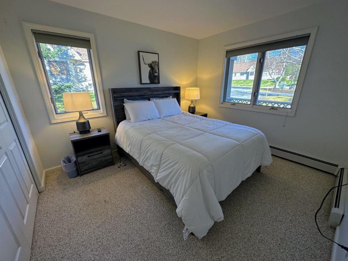 | F7 Comfortable golf course townhouse within walking distance of Mount Washington Hotel