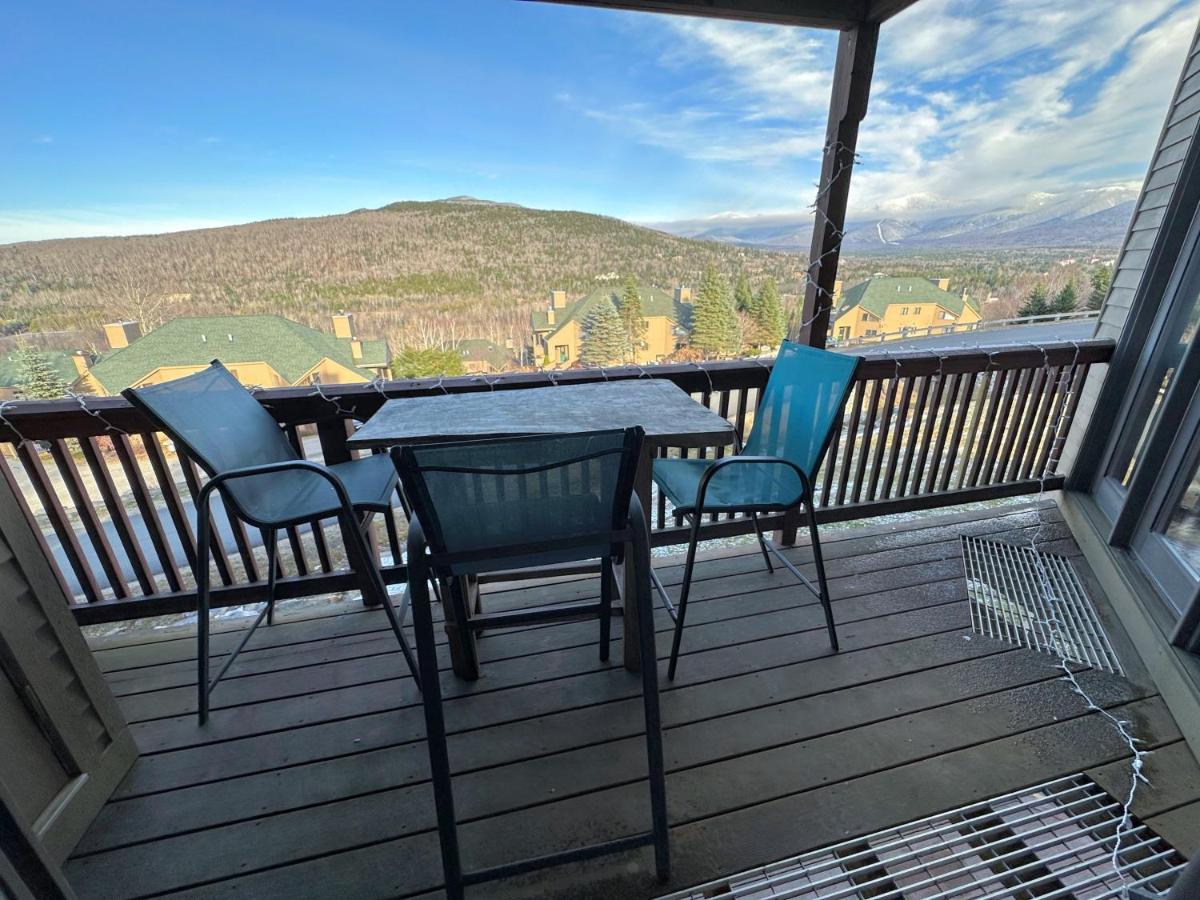 | C2 Luxurious townhome, stunning views, AC, stone fireplace, beautiful kitchen STEPS TO SKI TRAIL