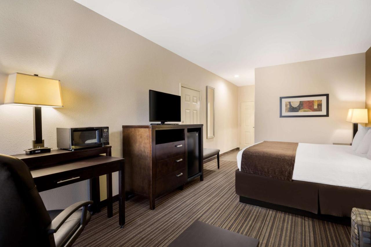 King Room - Disability Access/Non-Smoking at Best Western Houma Inn