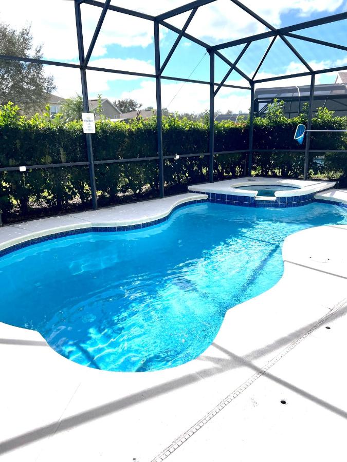 | Florida Ridge Villa
