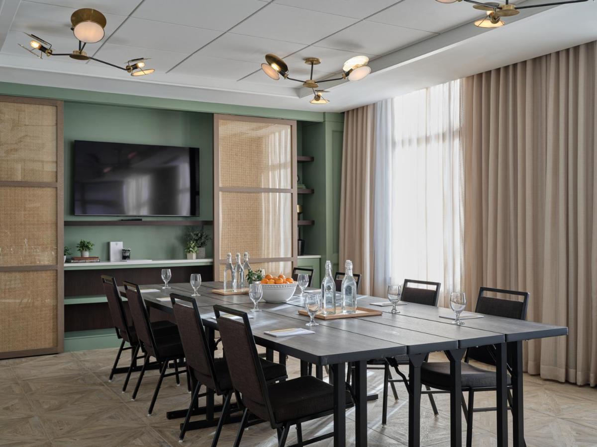  | Six South St. Hotel