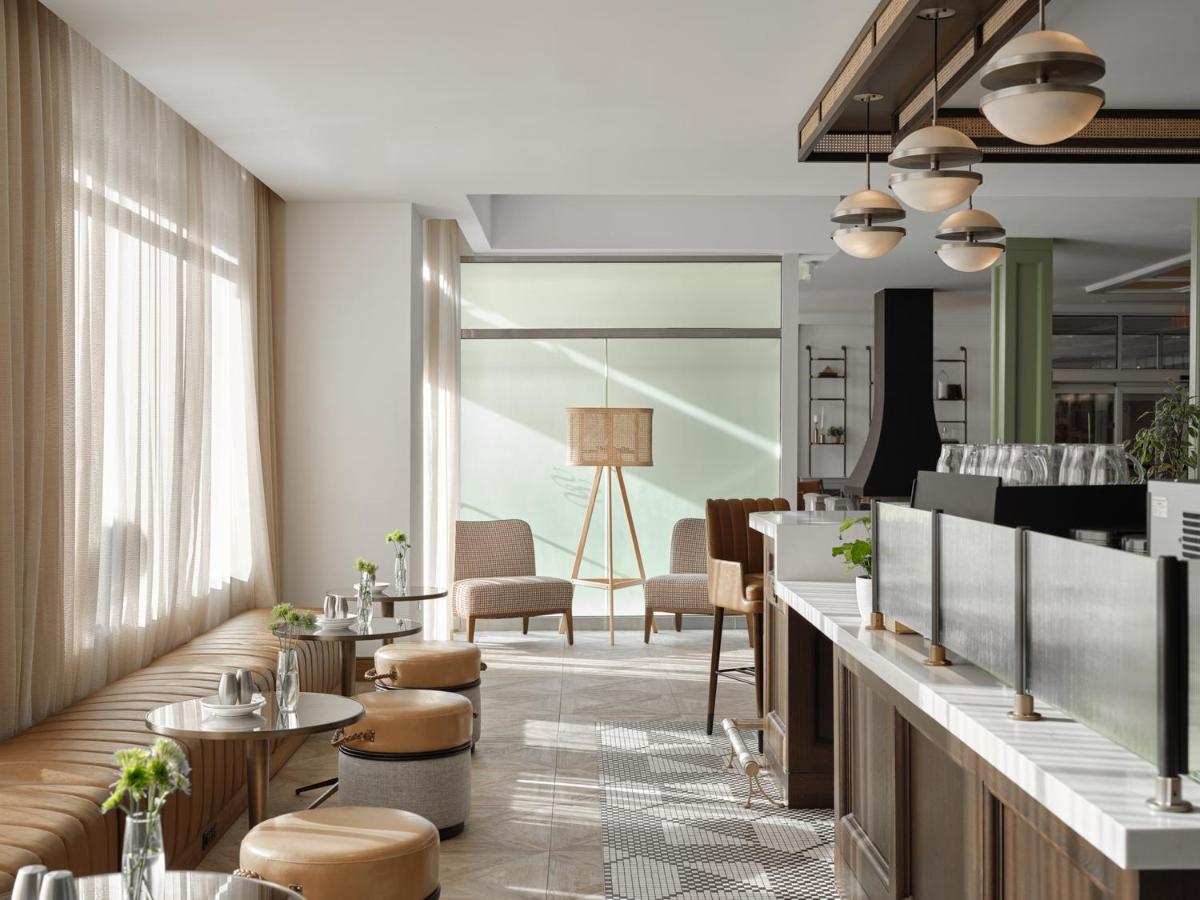  | Six South St. Hotel