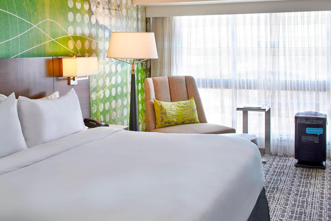 Queen Room with 2 Queen Beds - Allergy Friendly at Renaissance Nashville Hotel
