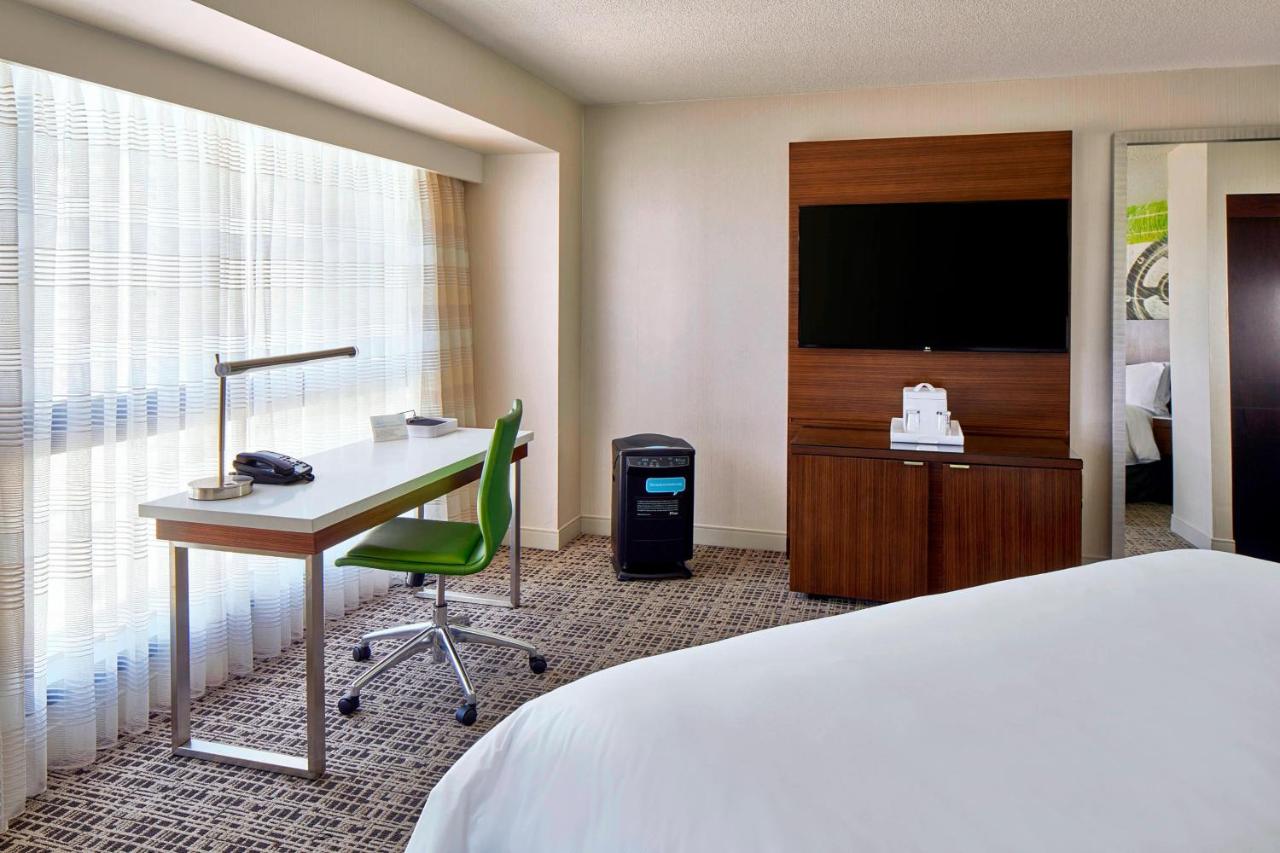 Large King Room - Allergy Friendly at Renaissance Nashville Hotel