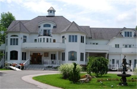 | The Columbia Inn at Peralynna