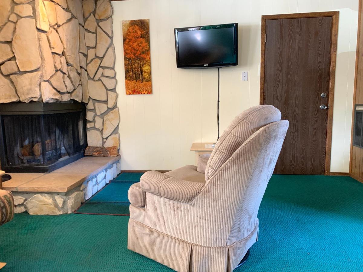 | Ponderosa Lodge 14AB with High Speed Wifi
