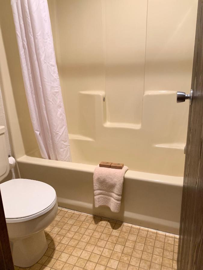 | Ponderosa Lodge 14AB with High Speed Wifi