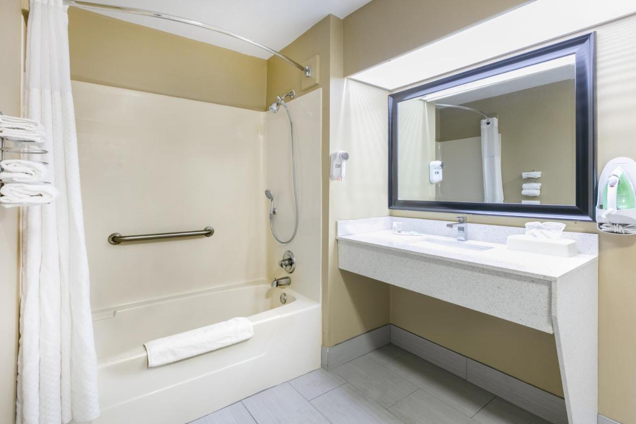 Double Room with Two Double Beds - Disability Access/Non-Smoking at Baymont by Wyndham Prattville/Montgomery