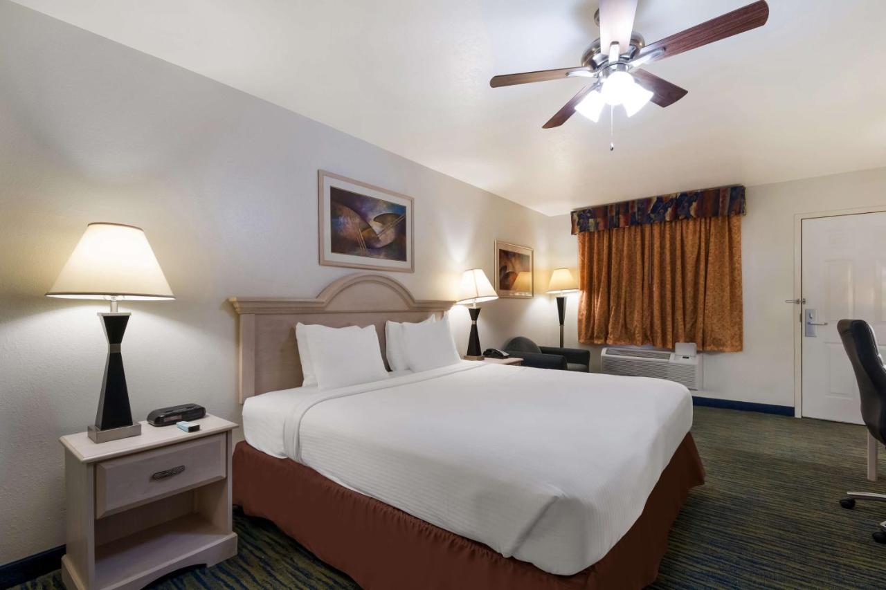 | SureStay Hotel by Best Western Falfurrias
