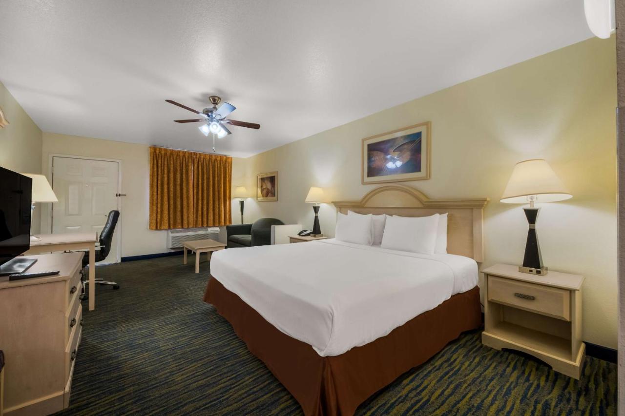 | SureStay Hotel by Best Western Falfurrias