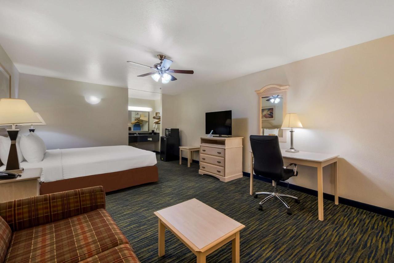 | SureStay Hotel by Best Western Falfurrias