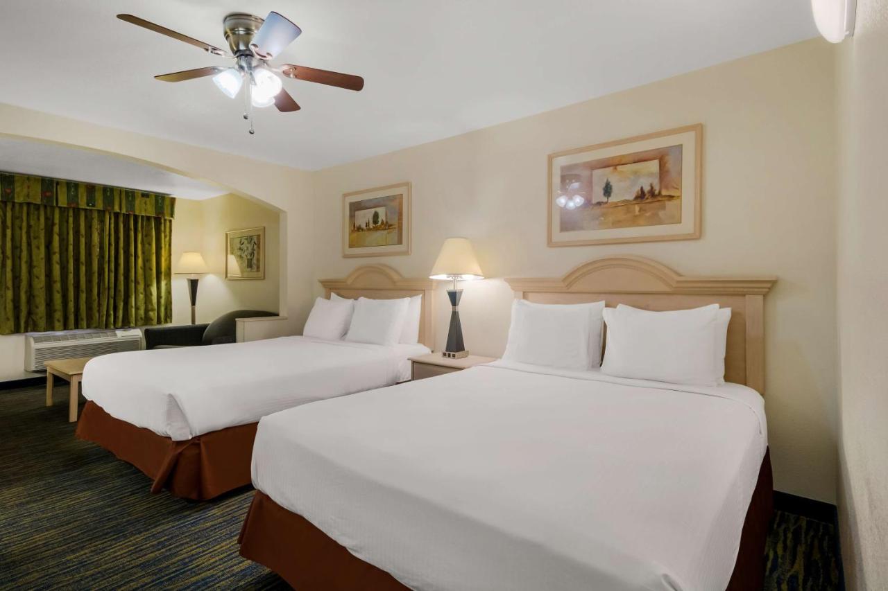 | SureStay Hotel by Best Western Falfurrias