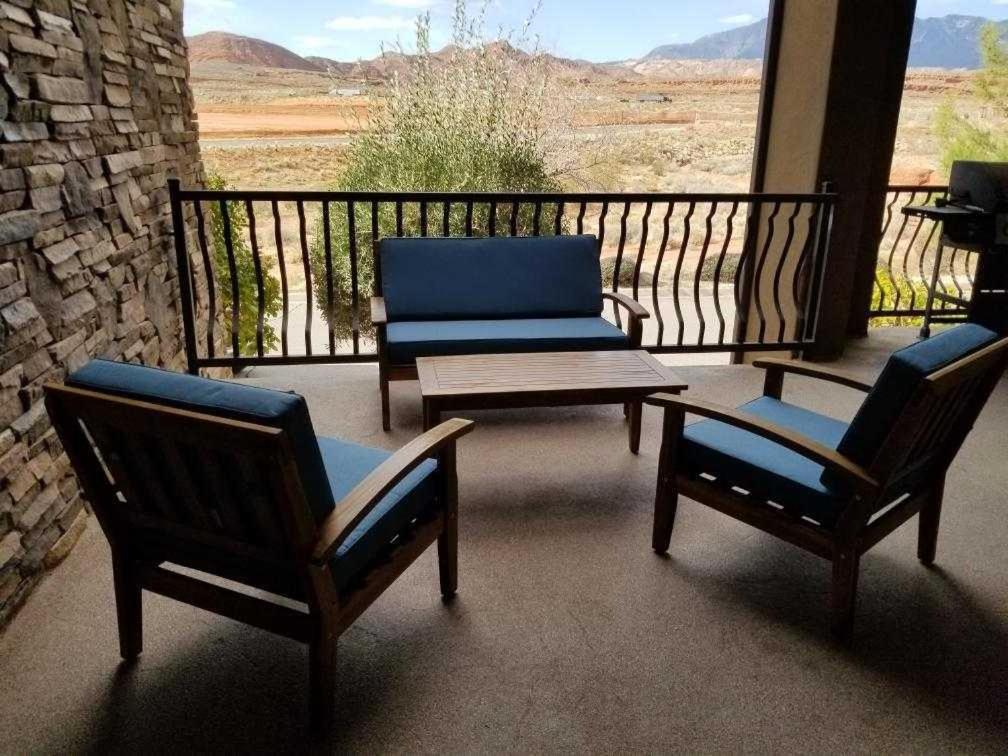 | D2-Room To Spare-Second Floor 3-Bedroom Sunset View