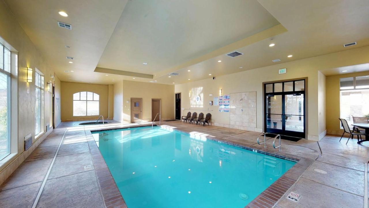 | D2-Room To Spare-Second Floor 3-Bedroom Sunset View
