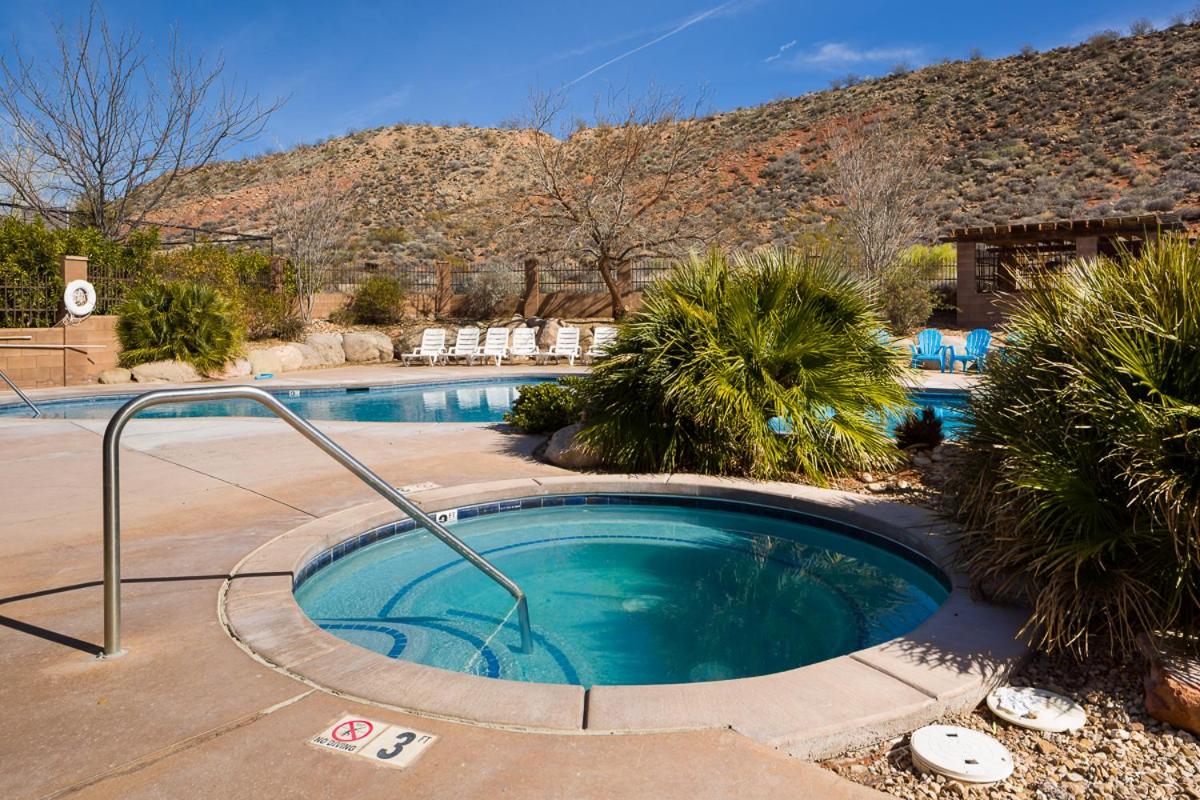 | D2-Room To Spare-Second Floor 3-Bedroom Sunset View
