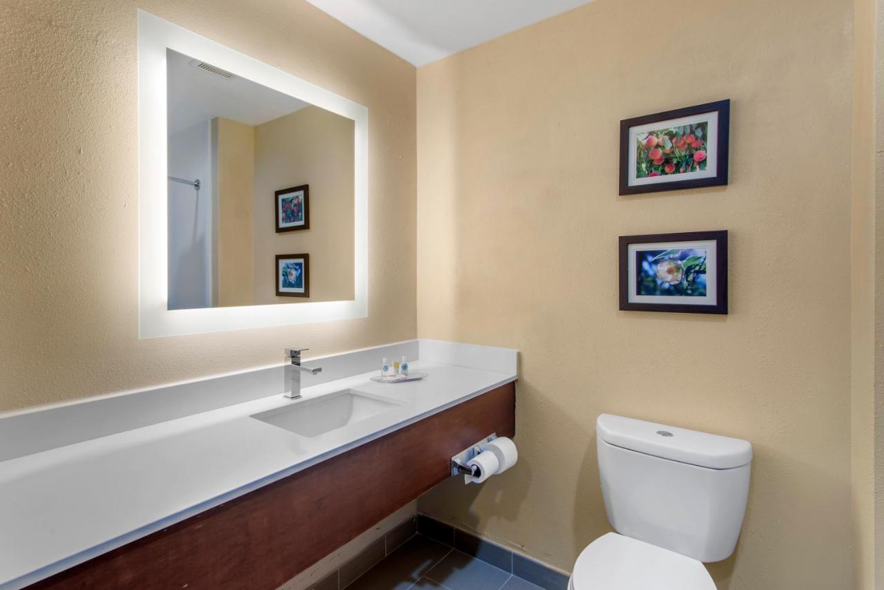 Queen Suite with Two Queen Beds - Non-Smoking at Comfort Suites Locust Grove Atlanta South