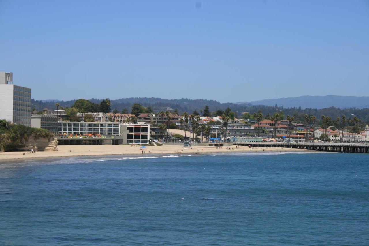 | Rio Vista Inn & Suites Santa Cruz