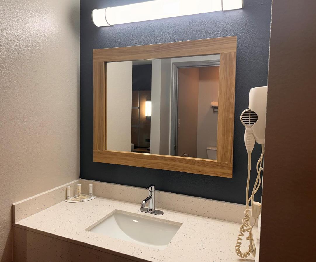 One-Bedroom King Suite - Non-Smoking at Baymont by Wyndham Noblesville