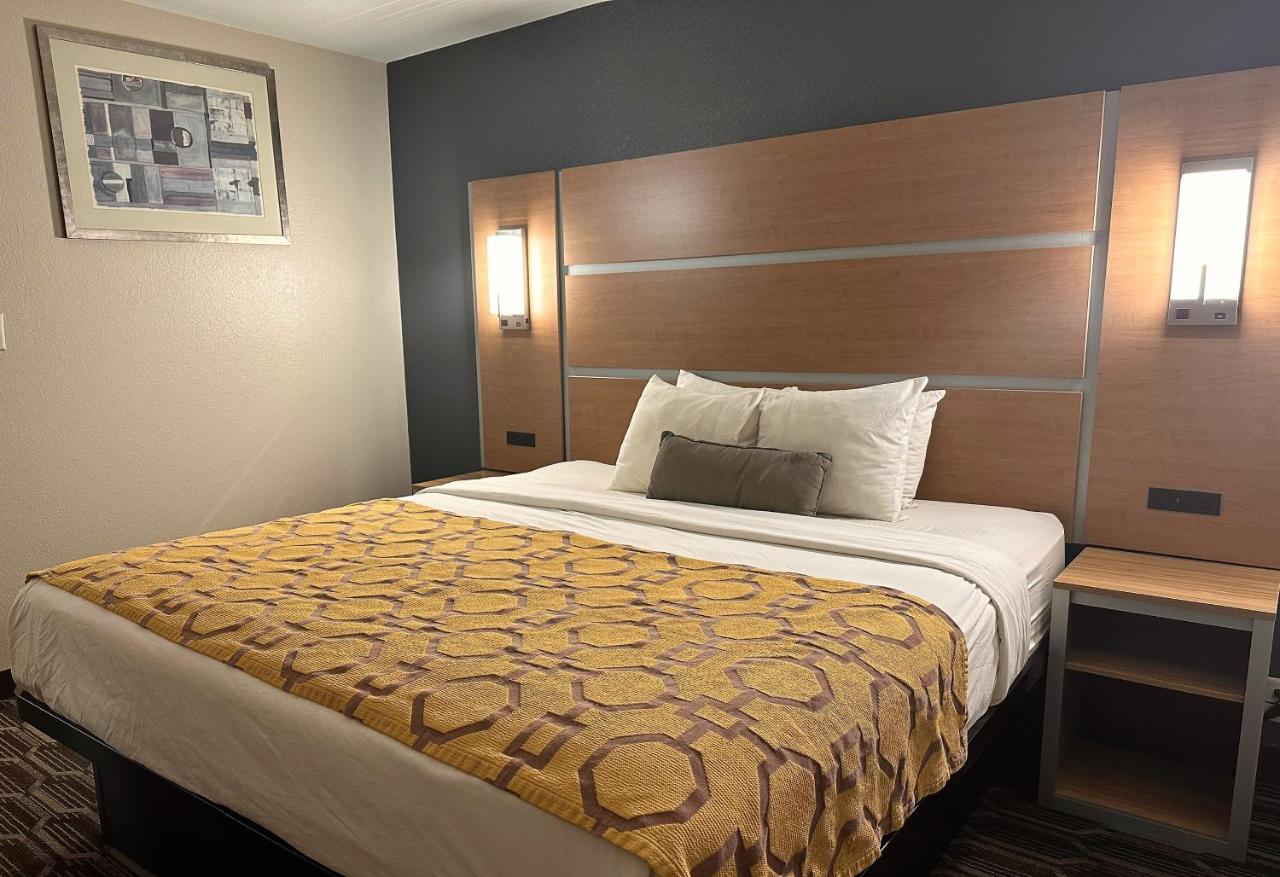 One-Bedroom King Suite - Non-Smoking at Baymont by Wyndham Noblesville